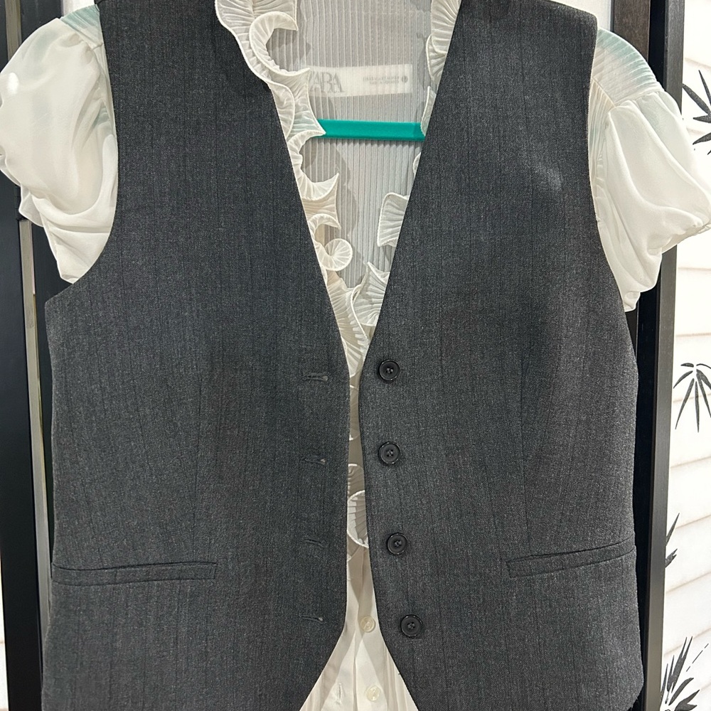 Classic vest